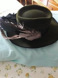 cappello verde 
