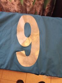 calcio maglia azzurra tipo nazionale numero 9