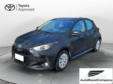 Toyota Yaris Hybrid Active MY21