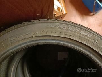 Gomme invernali 17"