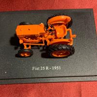 Modellini trattori