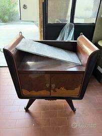 Mobiletto vintage