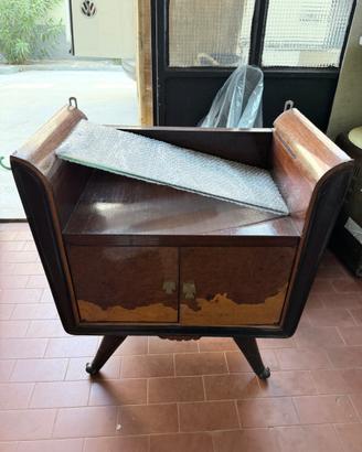 Mobiletto vintage