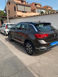 VW T-roc 1.0