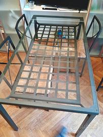 tavolo e 4 sedie ferro battuto e vetro 