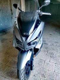 Scooter Kymco xtown 300