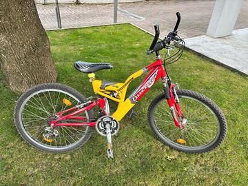 Mountain Bike da ragazzo/a cerchio 24