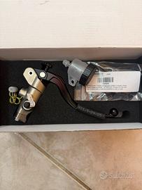 Impianto frenante motard