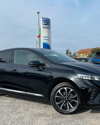 Renault Clio TCe 90 CV 5 porte Techno NAVI ''AZIEN