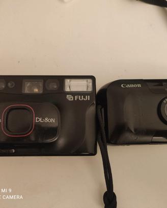 Tre fotocamere compatte fuji Canon Olympus