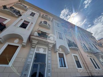 3 LOCALI A CASTELLAMMARE DI STABIA