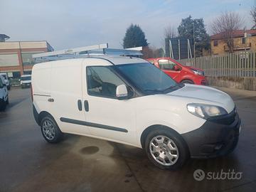 FIAT DOBLO BENZINA METANO EURO 6