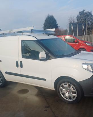 FIAT DOBLO BENZINA METANO EURO 6