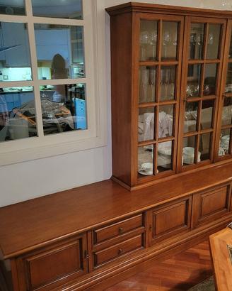 credenza in legno di noce