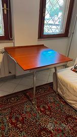 Tavolino da arredo cucina