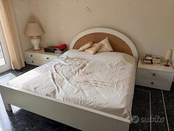 Camera da letto bianca stile marina
