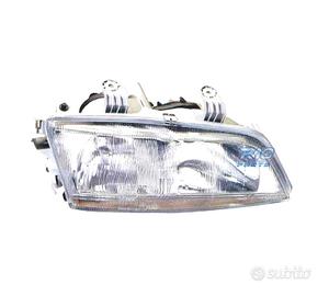 FANALE DESTRO PER NISSAN PRIMERA P11 96-99