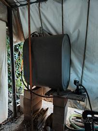 cisterna con pompa manuale ed elettrica