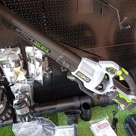 SOFFIATORE PER LA PULIZIA  