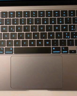 MacBook Air M3 8GB
