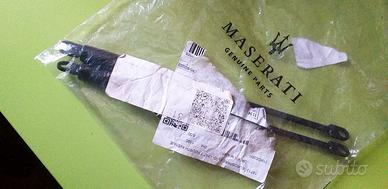 MASERATI Pistoncini/molle a gas per bauliera.