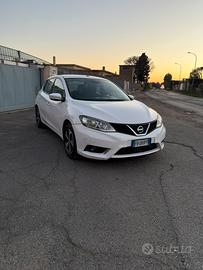 Nissan pulsar 2015