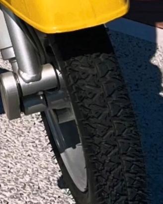 Gomme Vespa 3.00-10 seminuove