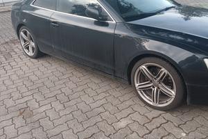 Audi a5 coupe'