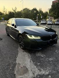 BMW 530d xDrive Touring M Sport- 09/2020 - 249 CV