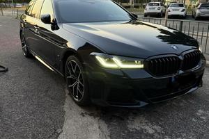 BMW 530d xDrive Touring M Sport- 09/2020 - 249 CV