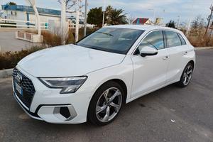  AUDI A3 SPB 30 g-tron S tronic Business Advanced
