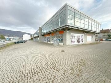 CAPANNONE A BOLLENGO