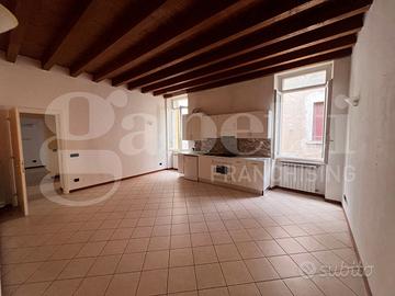 Appartamento Brescia [B220LARG]