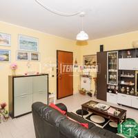 GRAZIOSO QUATTRO LOCALI CON CANTINA E POSTO AUTO