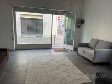 LOCALE COMMERCIALE - NEGOZIO