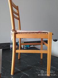 4 sedie tutte 4 25 euro