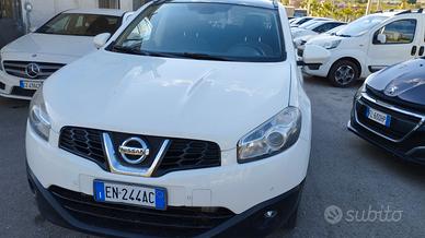 Nissan Qashqai Qashqai+2 2.0 dCi DPF 4WD aut. n-te