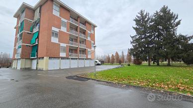 4 LOCALI A VENARIA REALE