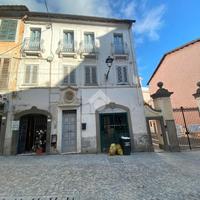 NEGOZIO A ARICCIA
