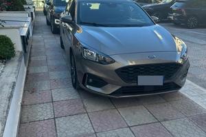 Ford Focus MK4 ST-Line 1.0 125 cv -Da riparare