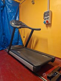 TAPIS ROULANT  TECHNOGYM RUN 600 LED