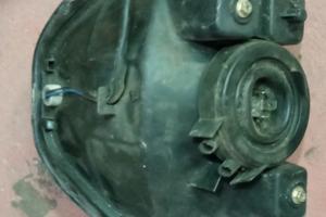 faro anteriore Yamaha Thundercat 600