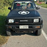 DAIHATSU Feroza