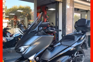 Yamaha t-max 530 dx +permute+ rate + garanzia