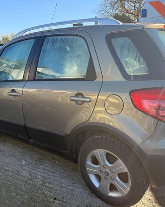 FIAT SEDICI RICAMBI USATI