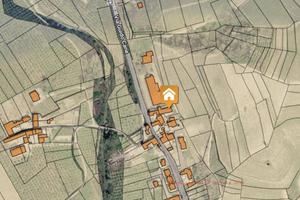 Immobile in asta di 456 m² con più di 5 locali a D