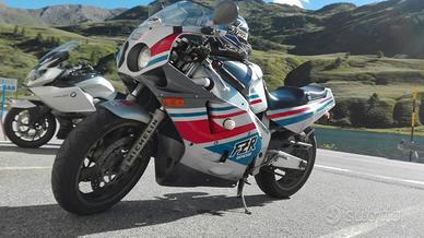 Yamaha FZR 1000 EXUP 3GM - 1989