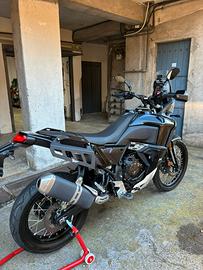 Tenere 700 WORLD RAID