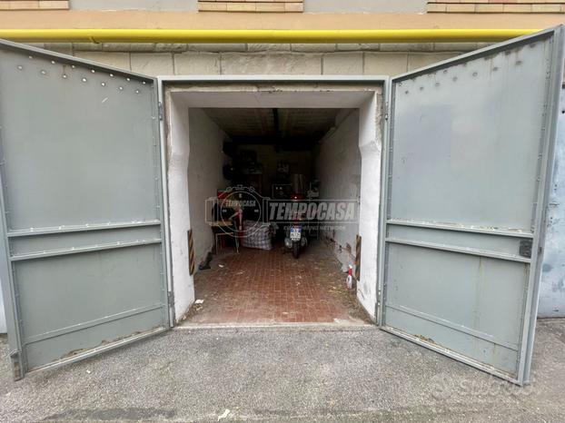 Garage singolo - Via San Donato