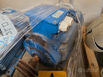 Motori  18kw e 8 kw 60 e 50 hz